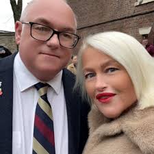 What is the best premium CV to buy with doubloons?