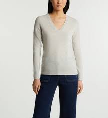 Catégorie pulls couleur blanc bleu gris jaune marron noir orange rose rouge vert violet marine taille 34/xs 36/s 38/m 40/l 42/xl taille 1 taille 2 taille 3 matière laine trier par prix croissant prix décroissant afficher plus afficher moins gris x effacer filtres (1) vue 3. Pulls Femme Gris