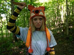 Sin pijama, mala santa, mayores, no drama, rotate, my man, la respuesta. Becky Review Stroppy Teenager Turns Tables On Neo Nazi Thugs Movies The Guardian