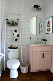 The 2 X 7 Storage Space You Re Probably Overlooking Small Bathroom Decor Small Apartment Decorating Cute Bathroom Ideas