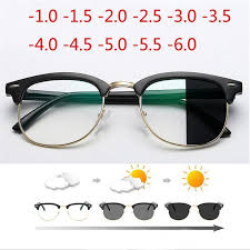 Anti Blue Light Photochromic Finished Myopia Glasses Photosensitive Chameleon Anti Glare Change Color Lens Pre Color Lenses Eyewear Frames Prescription Glasses