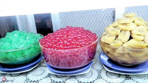 A very popular and very pretty filipino shaved ice dessert that contains a lot of sweetened fruit, shave ice, evaporated milk, ube so good! Filipino Street Food Halo Halo 12 Ingredients Youtube