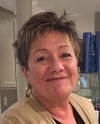 Jean Hills's Instagram, Twitter & Facebook