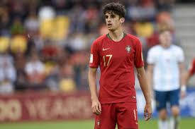 Тринкау франсишку антониу машаду / trincão francisco. Transfer Deadline Day Barcelona Signs Francisco Trincao Yannick Carrasco Heads Back To Atletico Football News India Tv