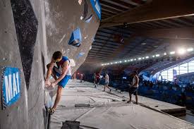 Alpine association of slovenia age: Adam Ondra Und Janja Garnbret Gewinnen Weltcup In Meiringen Lacrux Klettermagazin