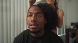 Ty lue compared kawhi leonard to michael jordan and kobe bryant when explaining how he will run the team's. Kawhi Leonard Gets His Hair Done Minks Youtube