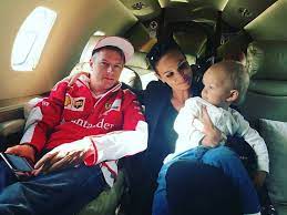 Kimi raikkonen always says it how it is, which is exactly why he's so popular. Kimi Raikkonen Hochzeit In Der Formel 1 Sommerpause