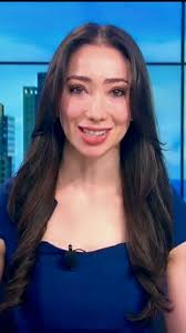 Very scary': Large brush fire causes evacuations, over $300K in damage to  service cars