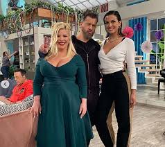 Check spelling or type a new query. Katerina Liolioy Poso Erwteymenh Einai Oi Erwthseis Poy Ths Ekane H Antelina Bar8akoyrh In Gr