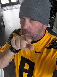 An unlikely friendship! Dan meant to text his friend Grant, but  accidentally text Natalie Grant and discovered their fans of rival college  football teams! They've been 'smack talking' ever since and Saturday