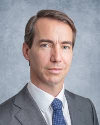 Andrew Leahy's Instagram, Twitter & Facebook