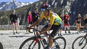 Ciclista profesional de ineos grenadiers | de carchi, ecuador. View 28 Campeon Richard Carapaz Suiza Gatterom