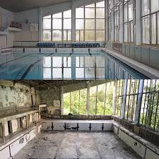 Wanted To Make A Before After Pic Of The Azure Swimming Pool In Pripyat While The Power Plant Meltdown Occur Built Environment Abandoned Houses Swimming Pools