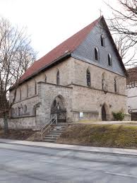 Die eingangsportale der kreuzkirche öffnen sich vor ihnen, sie lassen den mächtigen, schlichten raum auf sich wirken, irgendwann geht der blick hinauf und sie sehen das einfache haus an der kreuzkirche. Kreuzkirche Schleusingen Wikipedia