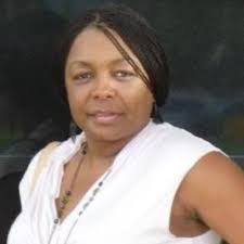 Danielle Walton's Instagram, Twitter & Facebook