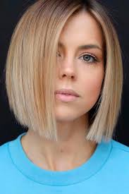 If your face is round, your short hair should cover your ears. 57 Blonde Short Hairstyles For Round Faces