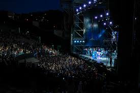 Kikiking pleasantries and business were conducted and then