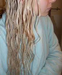 And if you thought that anyone with straight hair would not have any use for this, think again. Scrunching The Secret To Defined Curls Naturallycurly Com
