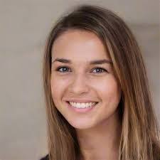 Jodi Bass's Instagram, Twitter & Facebook