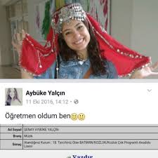 Aybüke yalçın, vefat ettiğinde henüz 22 yaşındaydı. Ilteris Kagan Taskinsu Sur Twitter Ogretmen Oldum Ben Diye Sevinen Aybuke Yalcin Kardesimiz Teror Saldirisinda Sehit Oldu