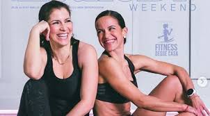 As an actress rosaldo has starred in four (4) hit television shows including the series ni contigo ni sin ti. Diario Hoy Alessandra Rosaldo Y Su Hermana Conquistan Las Redes Con Sus Rutinas Fit