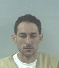 FROM THE WINY RADIO NEWSROOM: (KILLINGLY) A Killingly man with an active  arrest warrant was arrested after engaging police in a pursuit
