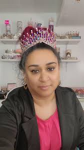 Introducing... Pinky's Box of Happyness! Some of my favorite things all