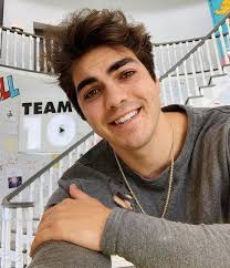 Thomas Petrou Girlfriend, Age, Height, Family, Tattoo and More