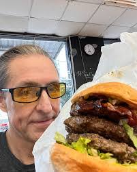 Ashley Aresco's Instagram, Twitter & Facebook