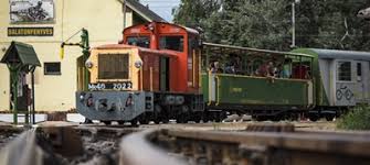 Kisvasúti nappal ünnepelték balatonfenyvesen a nagybereki tájakat bejáró vonal átadásának hetvenedik évfordulóját. Meg Negy Hetig Uzemel Iden A Balatonfenyvesi Kisvasut