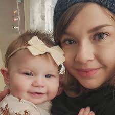 😂😂 Get ready to say goodbye to your short friend because Santa's going to  need them back next week.