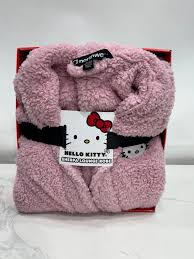 NWT Vince Shell crochet wool & Alpaca blend Ivory women's Sweater