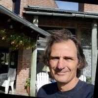 Daniel Sienra's Instagram, Twitter & Facebook