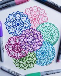 ɴᴀᴢᴀʀᴇɴᴀ On Instagram Que Tus Sue In 2020 Mandala Design Art Mandala Art Lesson Sharpie Art