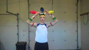 Difficult juggling tricks with 5 clubs that ive been working on. Learn The Juggler S Hat Trick 3 Club Juggling Trick Tutorial Youtube