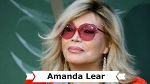 Heute ist der 85. Geburtstag der französisch-britischen Sängerin, Malerin,  Moderatorin, Autorin und Schauspielerin Amanda Lear. Liebe Amanda, wir  gratulieren Dir recht herzlich zum Geburtstag und ...