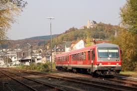 Das nachrichtenportal für oberhessen mit lokalen und überregionalen nachrichten aus politik, wirtschaft, sport, kultur, panorama und mehr. 628 225 Verlasst Den Bahnhof Biedenkopf Auf Der Oberen Lahntalbahn Aufgenommen Am 17 10 2017 Bienenschuss De