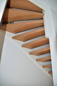 Offene treppenstufen schließen mit tipps von stadlertreppen. Offene Treppe Renovieren Treppen Renovierungen Schran