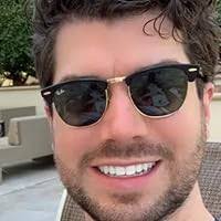 A Smuggler's Guide to Good Manners: A True Story Of Terrifying Seas,  Double-Dealing, And Love Across Three Oceans by Kenny Ranen