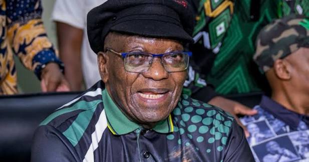 Ntshavheni slams Zuma over 'disgraceful' India visit to fugitive Gupta brothers