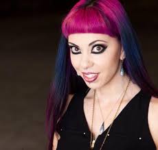 Satine Phoenix's D&D show with friends