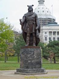 Thursday Night Hikes: Capitol Hill/Cathedral Hill Hike Architecture Notes,  Part 1