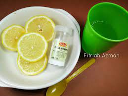 Memutihkan gigi dengan baking soda bagaimana cara memutihkan gigi yg cepat, mudah, instan, dan murah, tapi. Putihkan Gigi Yang Kuning Sepantas 5 Minit Guna 2 Bahan Saja Vanilla Kismis