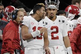 Find the perfect jalen hurts alabama stock photos and editorial news pictures from getty images. Alabama Back Up Quarterback Jalen Hurts Transferring To Oklahoma Honolulu Star Advertiser