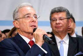 Jun 22, 2021 · en la diligencia, realizada ante el juez 56 de conocimiento de bogotá, declaró el expresidente álvaro uribe velez, quien defendió la actuación de sus dos exfuncionarios. Alvaro Uribe Velez Ultimas Noticias De Alvaro Uribe Velez Rcn Radio