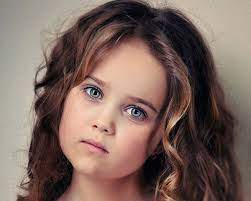 Little Girl Haircuts For Wavy Hair Little Girl Haircuts Little Girl Hairstyles Girl Haircuts