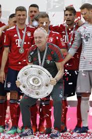 Born in bochum, gerland spent his entire professional career from 1972 to 1984 playing at vfl bochum. Meister No Twitter Happy Birthday Hermann Gerland Alles Gute Zum 65 Geburtstag Und Bleib Wie Du Bist Tiger Miasanmia