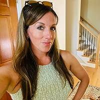 Women in Tech: Practical Advice and Inspiring Stories from Successful Women  in Tech to Take Your Career to the Next Level by Tarah Wheeler