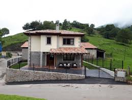 Una atractiva casa rural en llanes de principios de siglo xx dotada de todas las comodidades. Casa El Caleru Casa Rural En Llanes Asturias
