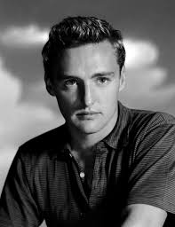 William Hopper, son of Hollywood gossip columnist Hedda Hopper. 'Perry  Mason' > Paul Drake, passed away at Too young of age. R.I.P.
